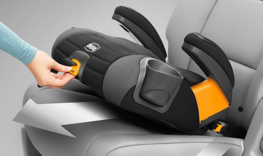 Ghế ngồi Booster seat hay còn gọi là ghế nâng ô tô cho trẻ em từ 4 tuổi