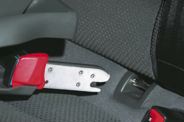 Cấu trúc chi tiết của một mẫu ghế ô tô trẻ em trang bị hệ thống chốt ISOFIX hiện đại