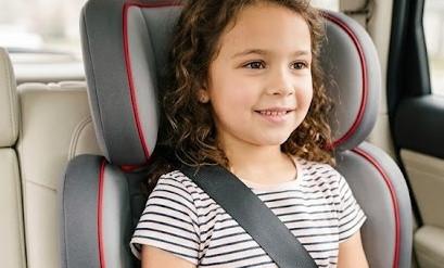 Sử dụng đệm an toàn trẻ em phù hợp với kích thước ghế sau xe Tucson