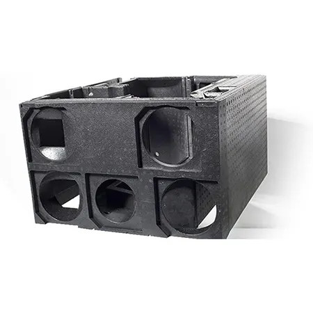 Cận cảnh khung thép cường lực của ghế an toàn trẻ em Welldon Smart Rotate 2 Pro đạt chuẩn R129