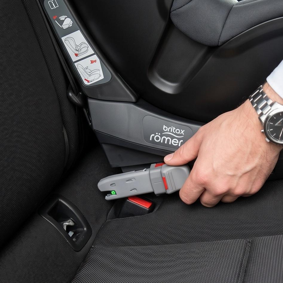 Hướng dẫn lắp đặt ghế an toàn cho trẻ em trên ô tô bằng hệ thống chốt ISOFIX chắc chắn