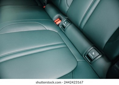 Hướng dẫn cách lắp đặt hệ thống chốt ISOFIX của ghế an toàn trẻ em chính xác nhất