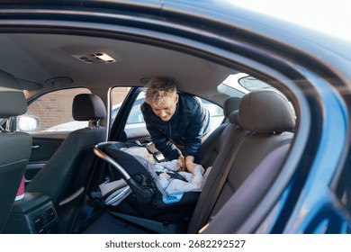 Quy định pháp luật mới về việc bắt buộc sử dụng ghế an toàn trẻ em trên ô tô